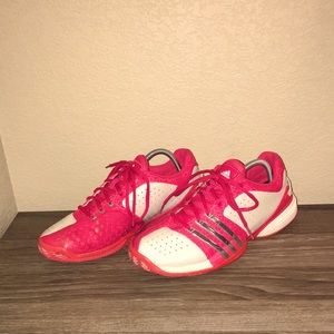 Men’s Adidas barricade size 9 1/2